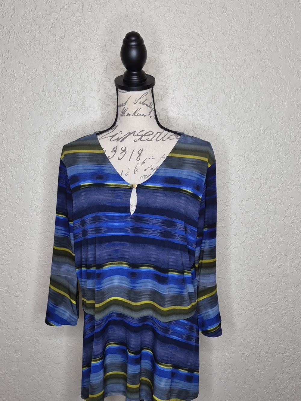 Ellen Tracey Multicolored Top